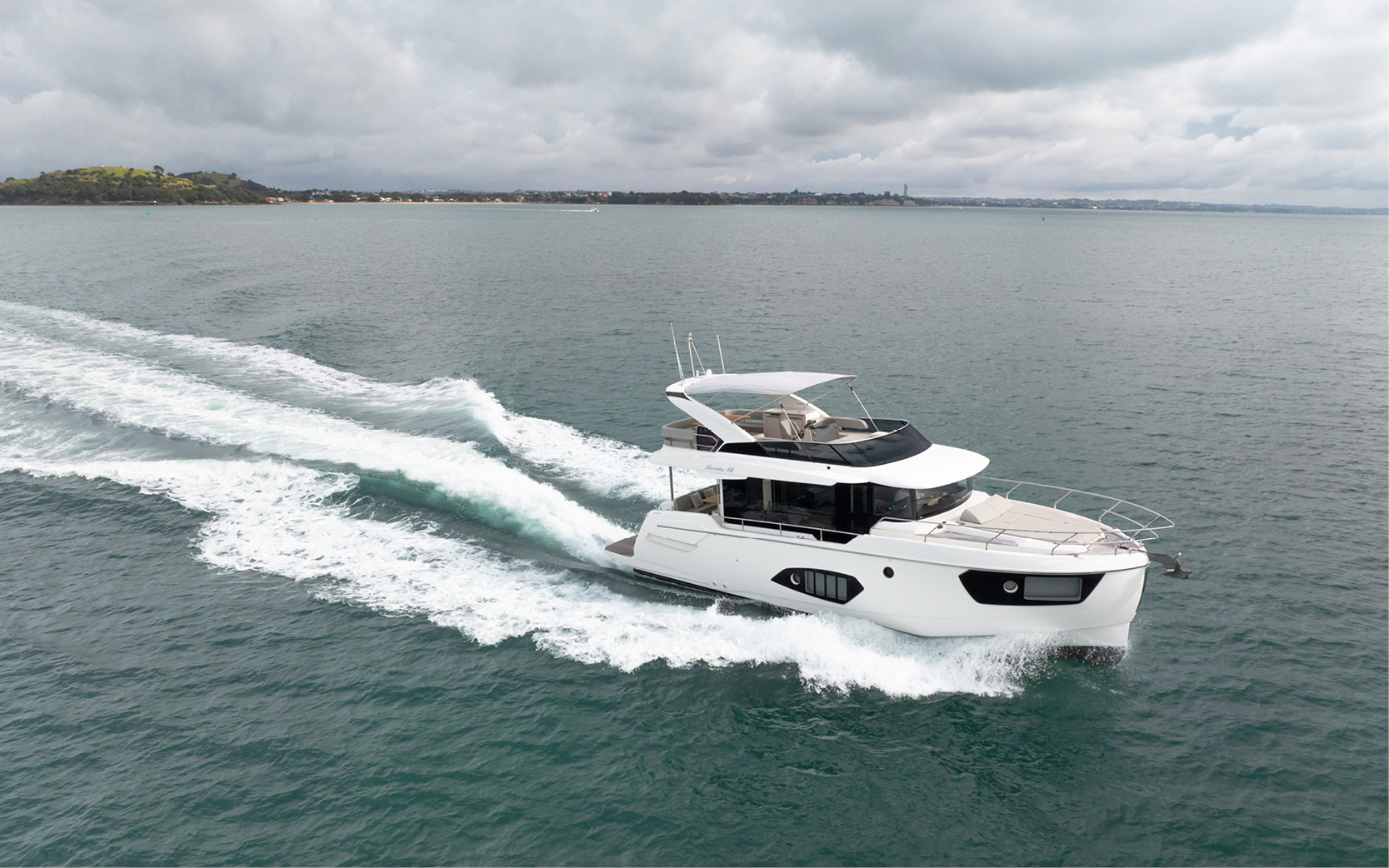 2022 Absolute Navetta 48 – Black Swan