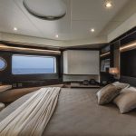 20 Absolute Navetta48 MasterCabin.jpg