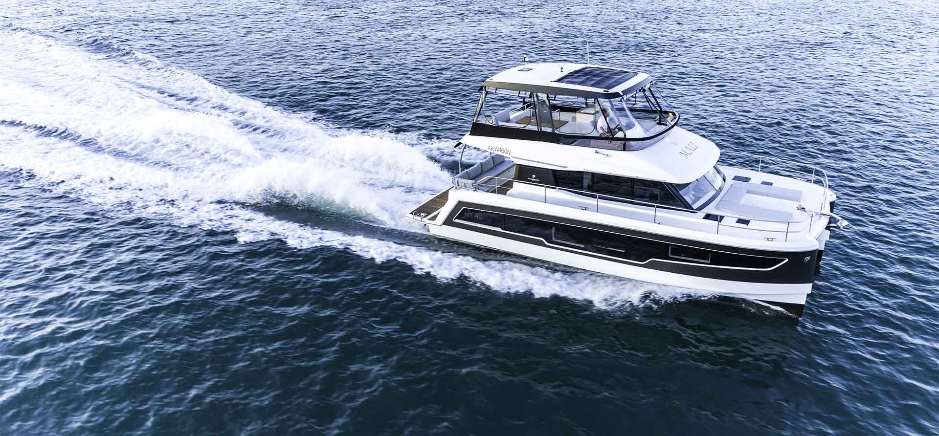 Fountaine Pajot Motor Yachts | MY5