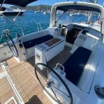 Beneteau Oceanis 38 05.jpg