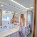 FOUNTAINE PAJOT POWER 67 CABINS 11.jpg