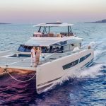 FOUNTAINE PAJOT POWER 67 RUNNING 09.jpg