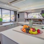 FOUNTAINE PAJOT POWER 67 SALOON 09.jpg