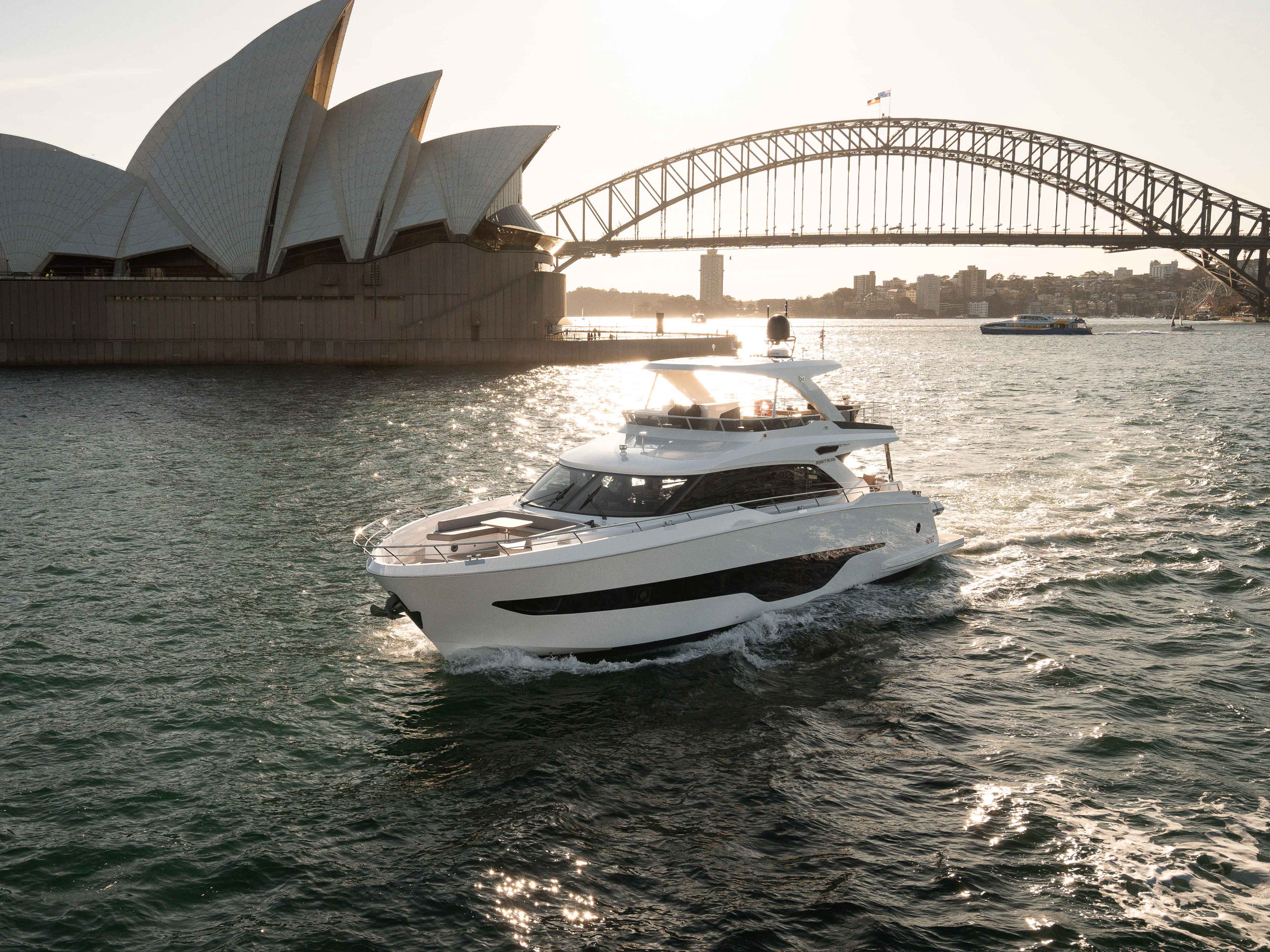 Majesty Yachts | Majesty 72