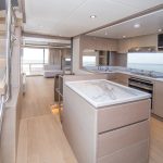 Nomad 75 SUV – Main Galley (2)