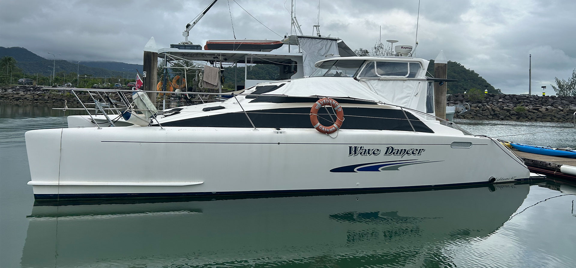 2007 Lightwave 40 Power Cat | Wave Dancer
