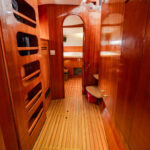 Catana 472