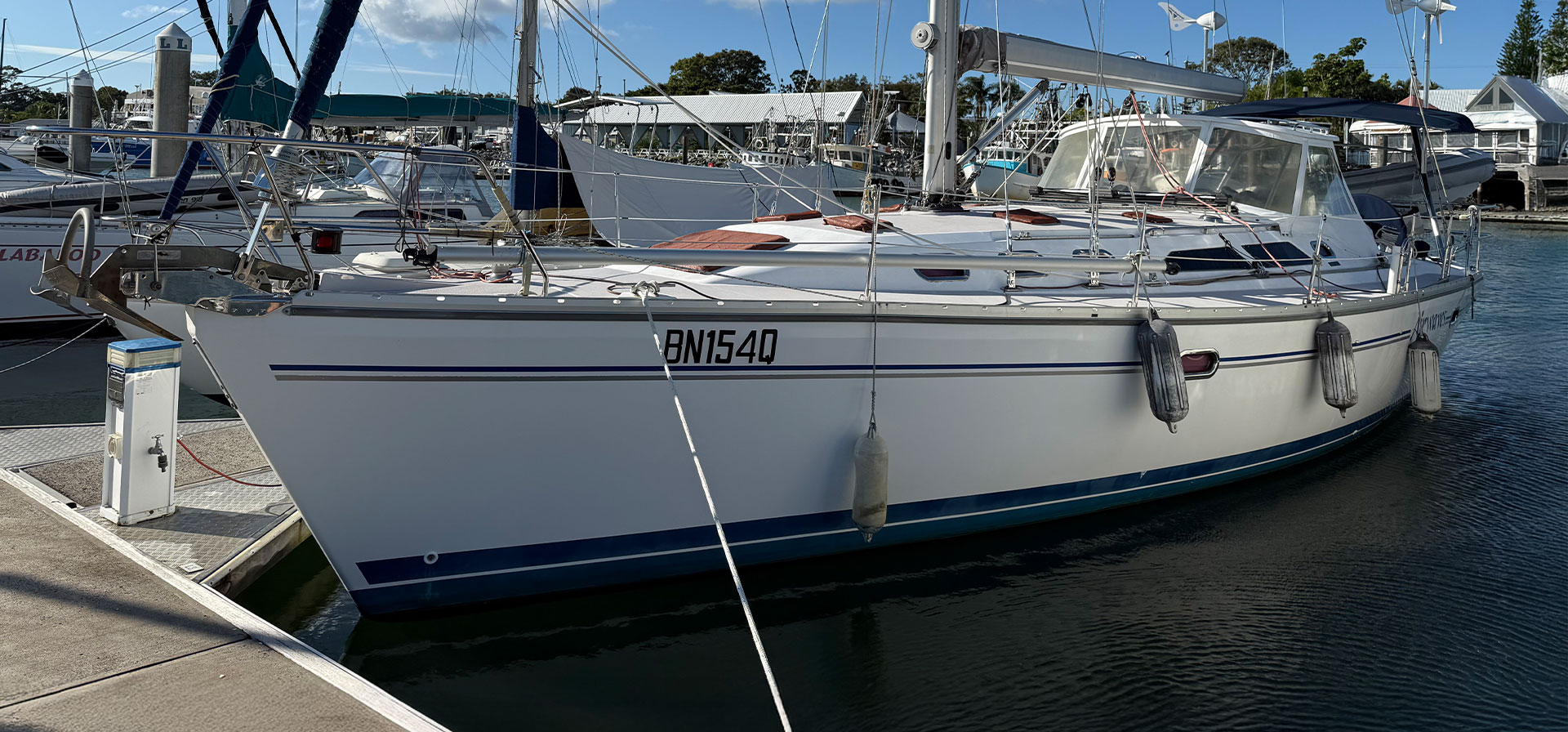 2009 Catalina 400 MKII | Airwaves
