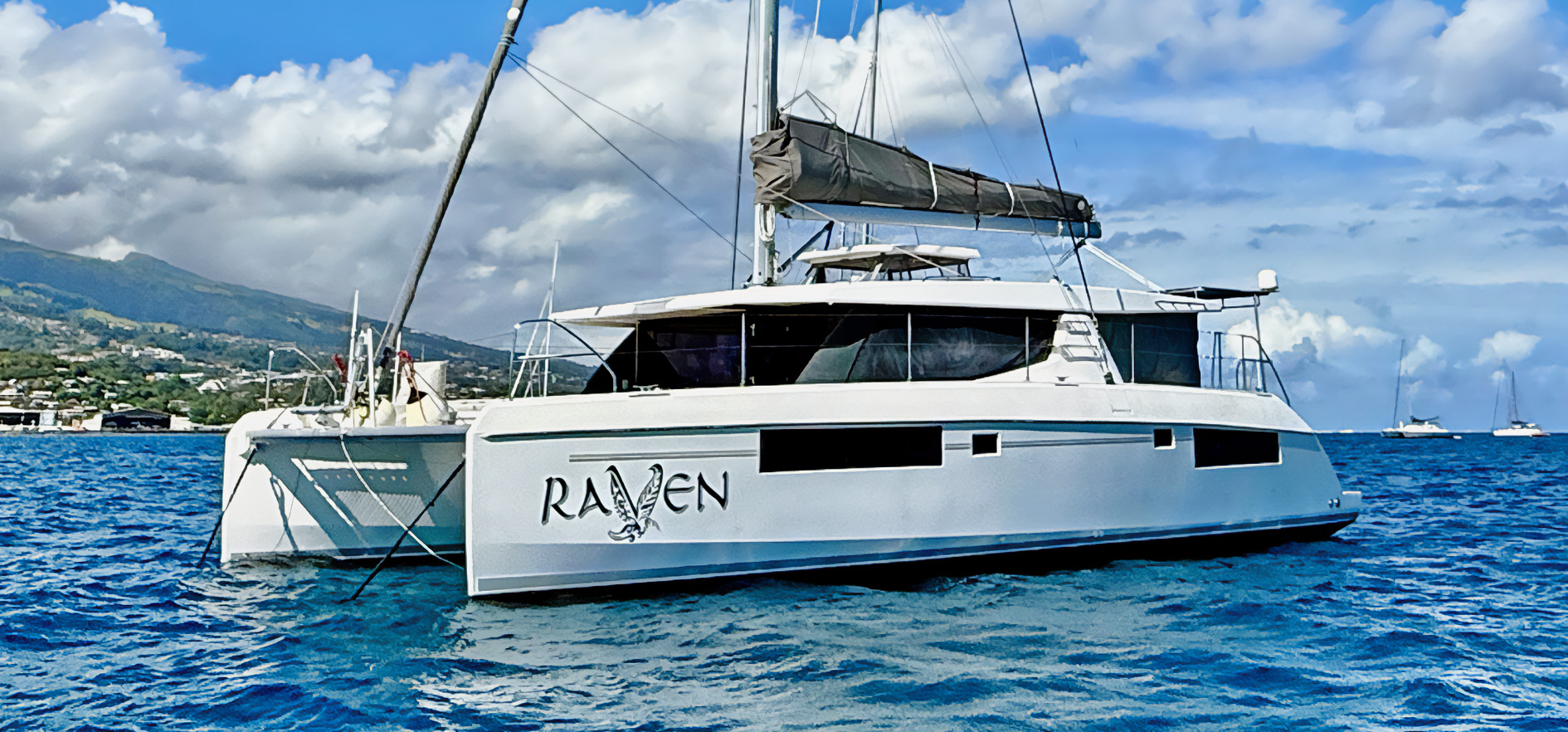 2019 Leopard 45 | Raven