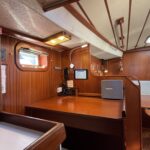 Hallberg Rassy 352
