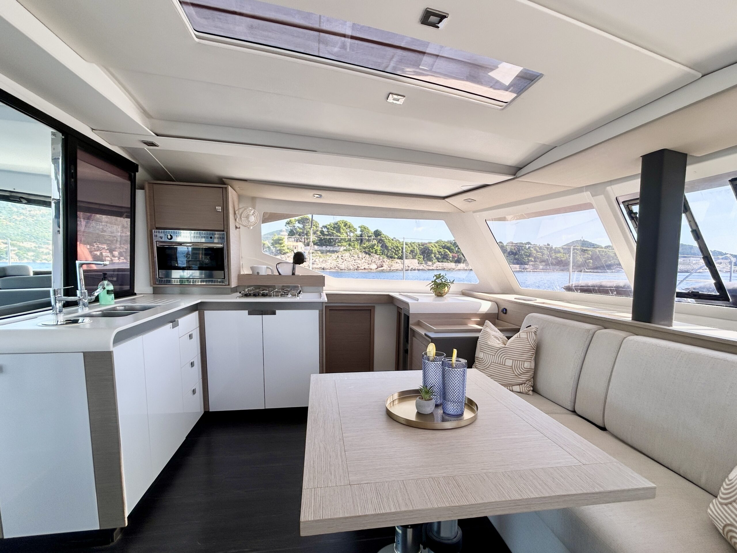 Fountaine Pajot Isla 40