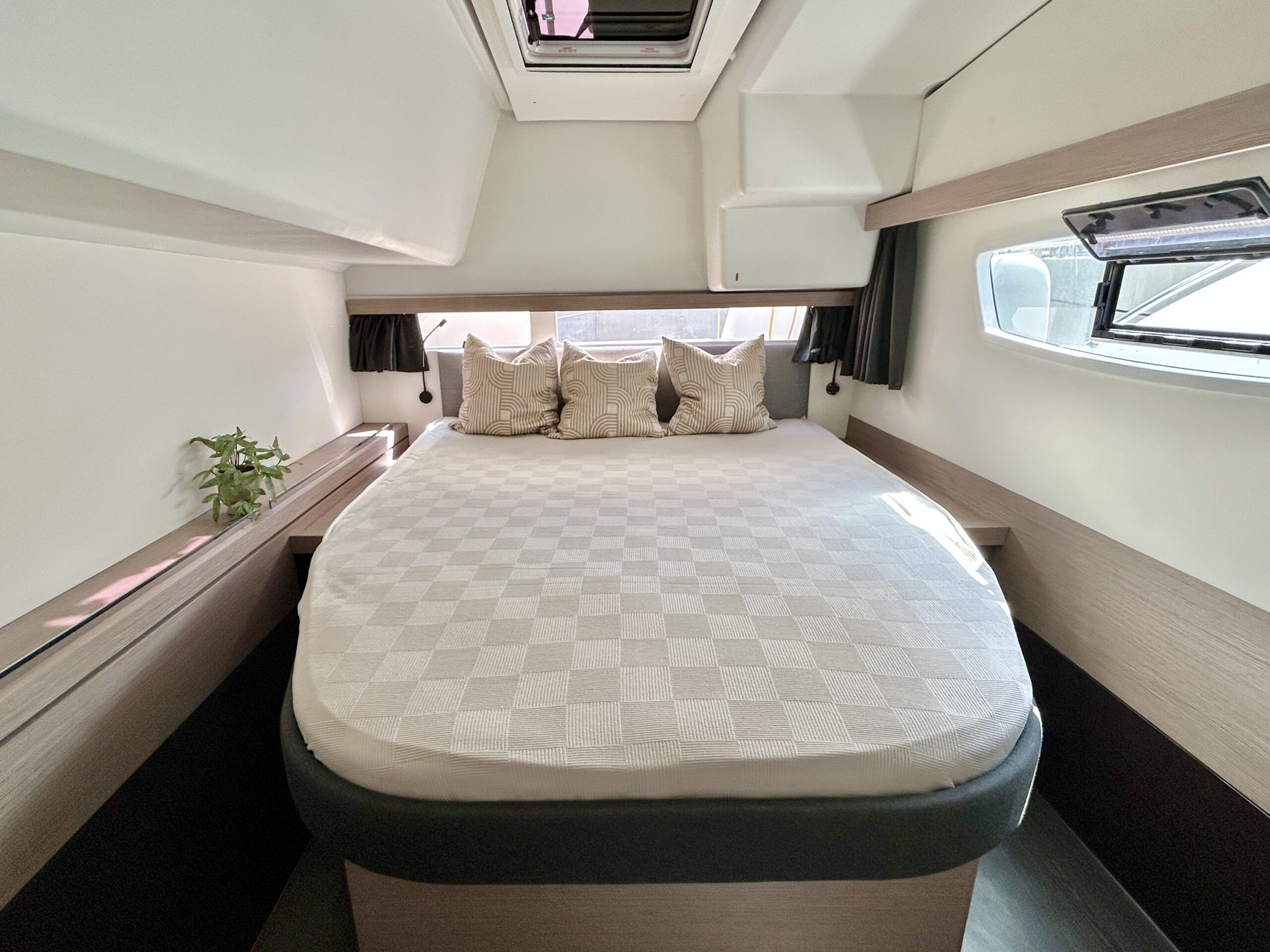 Fountaine Pajot Isla 40