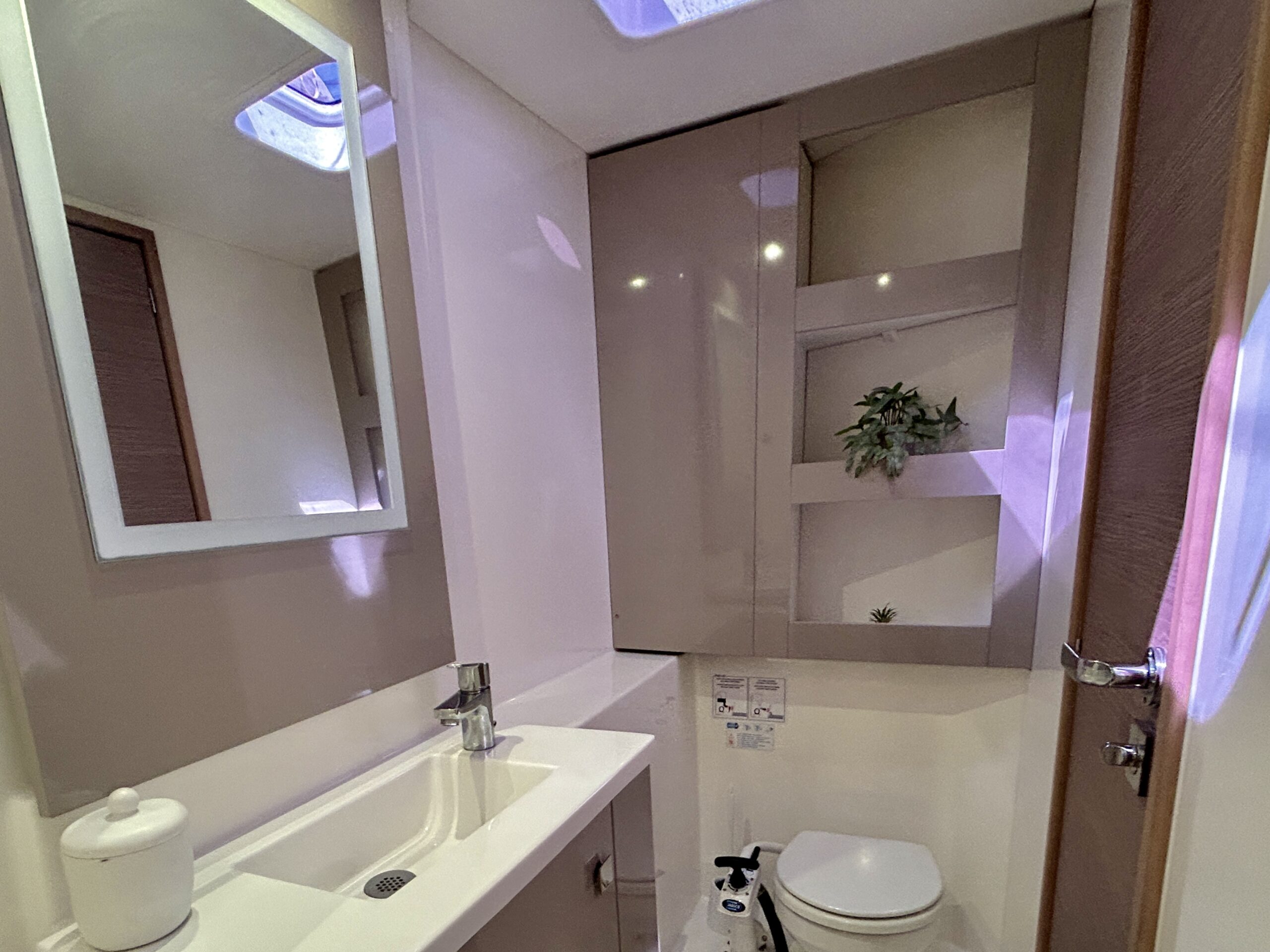 Fountaine Pajot Isla 40