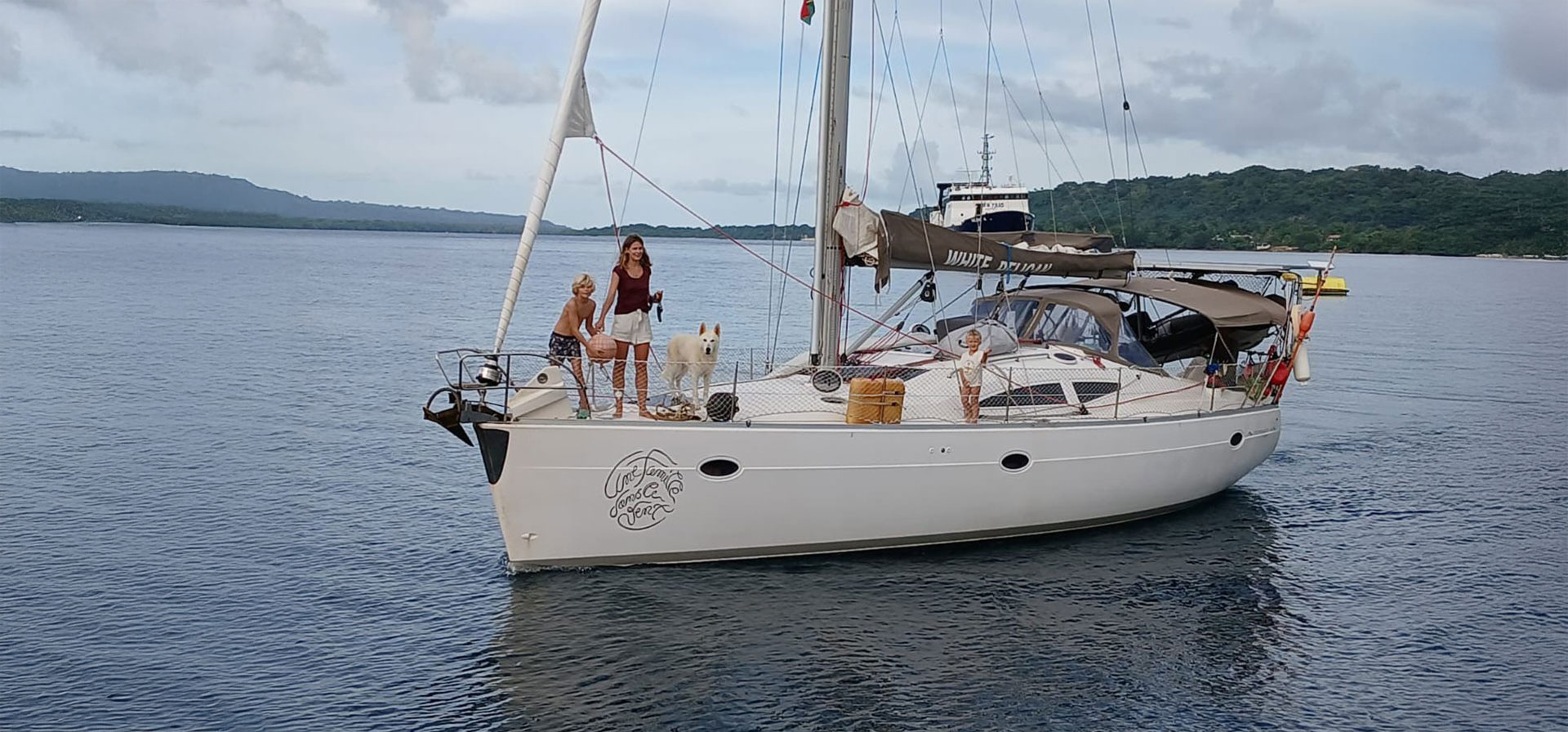 2004 Elan 434 Impression | White Pelican