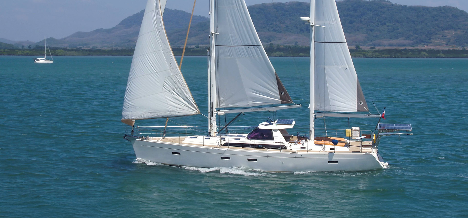 2011 Amel 55 | Makemo