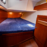 J Boats J122