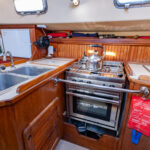 Island Packet 35