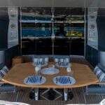 Cerri Cantieri Navali 102 Sport Fly