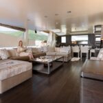 Cerri Cantieri Navali 102 Sport Fly