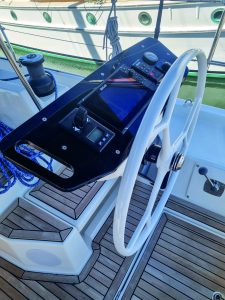 Dufour 44